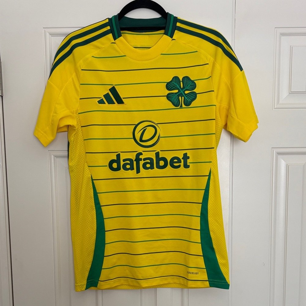 adidas Yellow and Green Celtic Football Jersey with Dafabet